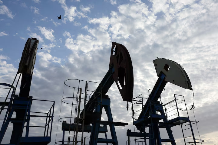Minyak Turun ke US$86, Pasar Tunggu Sanksi Baru AS ke Iran