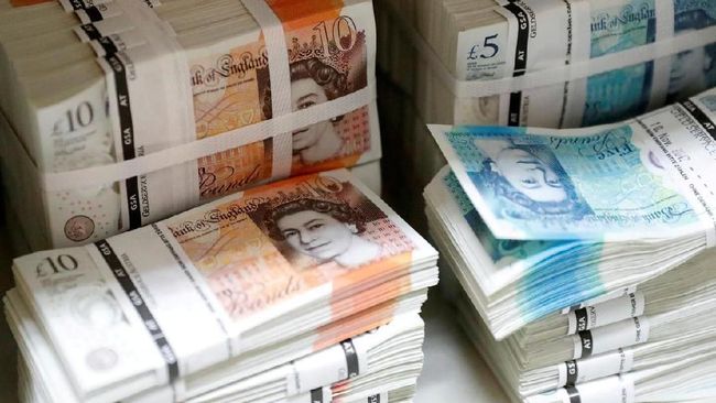 Pound Tertahan di Bawah 1,3600, Pasar Tunggu Pidato Warsh