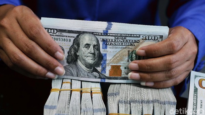 Dolar Stabil, Fokus Pidato Warsh