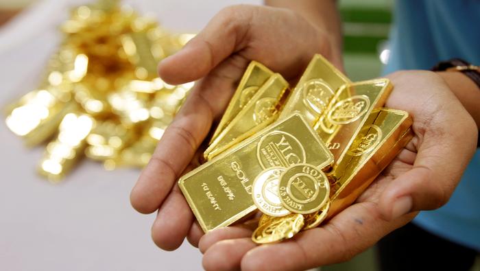Nada Hawkish Warsh Buat Gold Jatuh