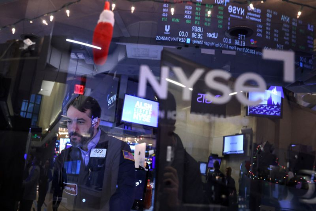 NFP Ubah Sentimen, Wall Street Tutup Pekan di Zona Merah