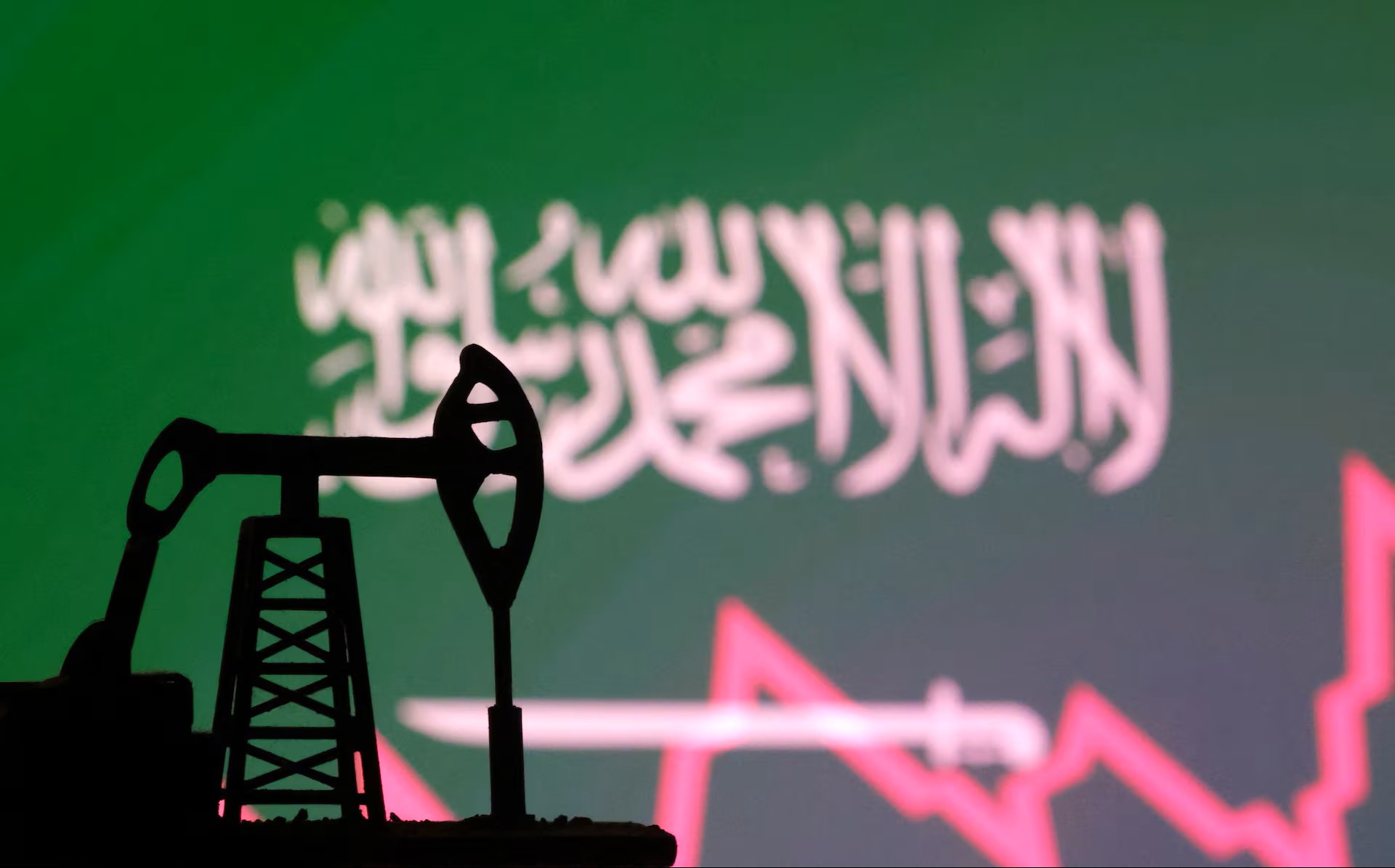 Pipa Saudi Ditutup, Pasar Minyak Kembali Panas