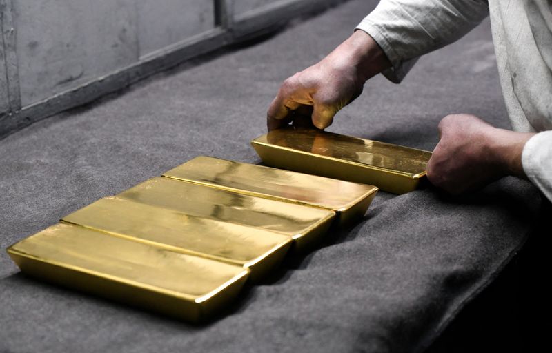 Emas Tertahan di Bawah US$4.300, FOMC Jadi Penentu Arah