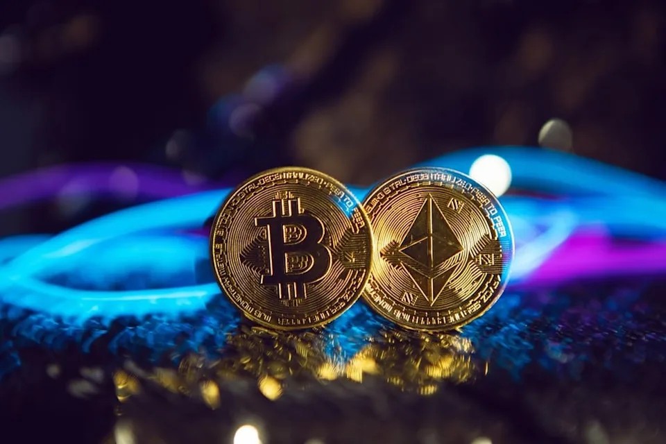 Yield Tembus 5%, Bitcoin dan Ethereum Kembali Melemah