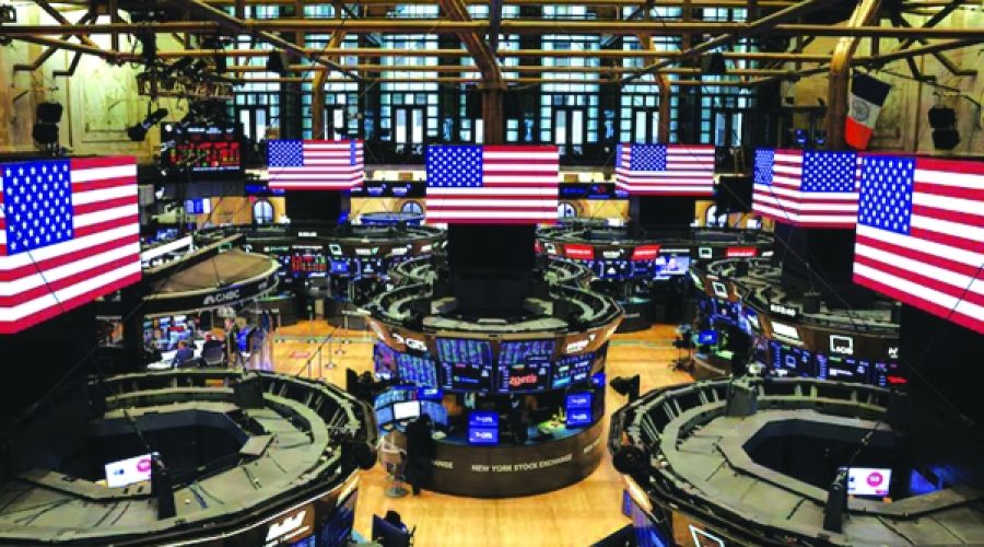 Wall Street Mixed, Nasdaq Menguat Berkat Saham Teknologi