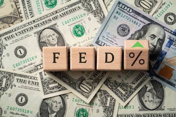 Dolar Menguat 4 Hari, Inflasi Energi Paksa The Fed Tetap Hawkish