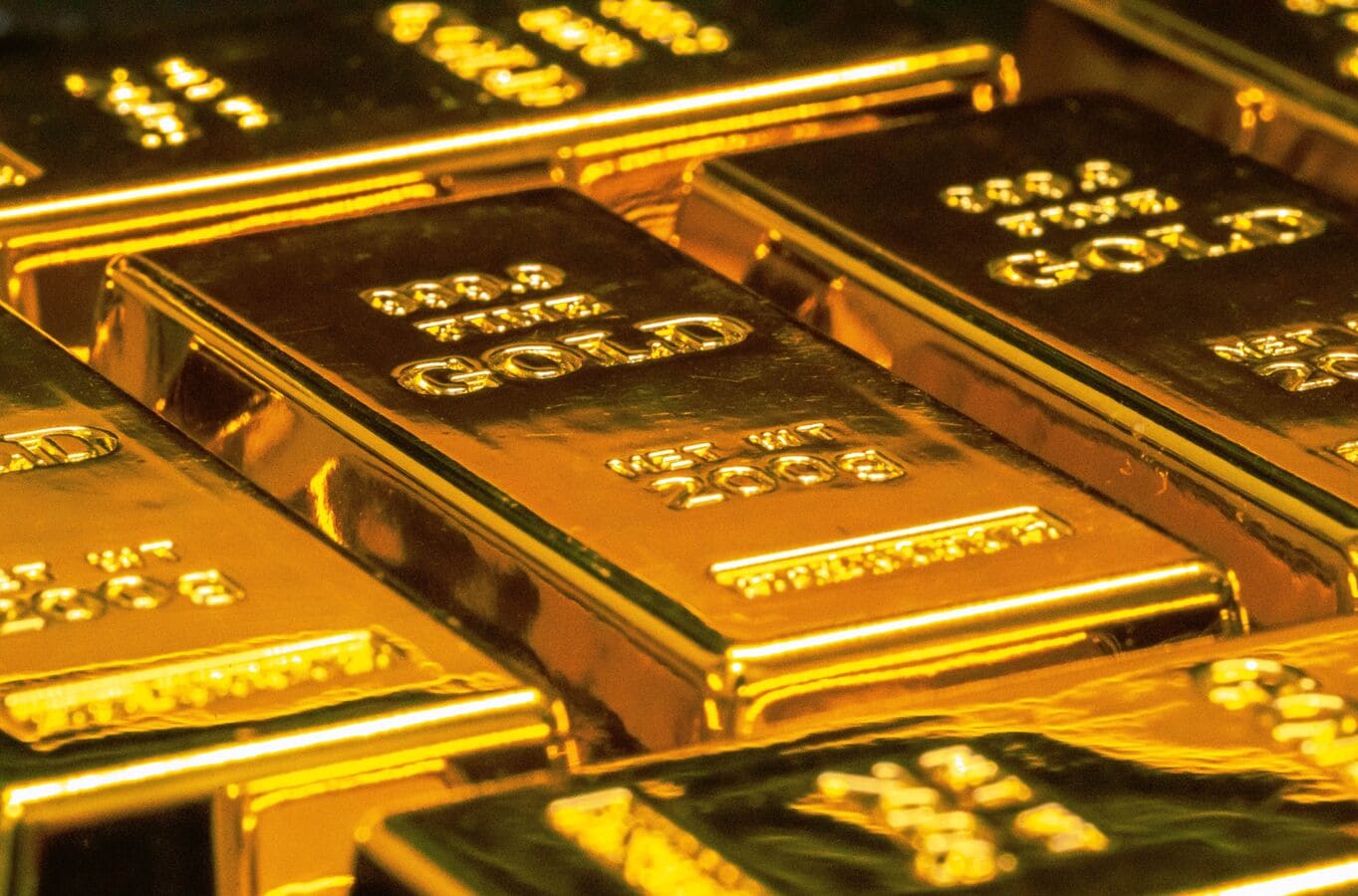 Emas Masih Dalam Mode Tertekan, Dolar dan Yield AS Jadi Beban Utama