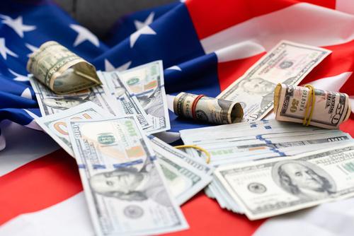 Dolar Menguat, Investor Cari Aset Save Haven
