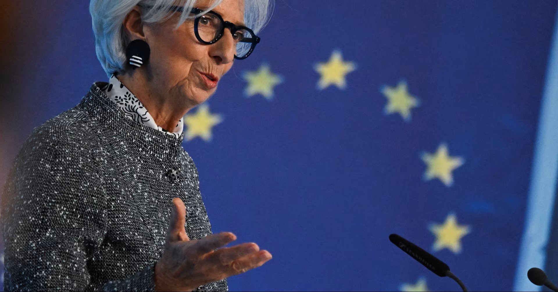 Lagarde Beri Sinyal! ECB Tak Terburu-buru Naikkan Suku Bunga Lagi