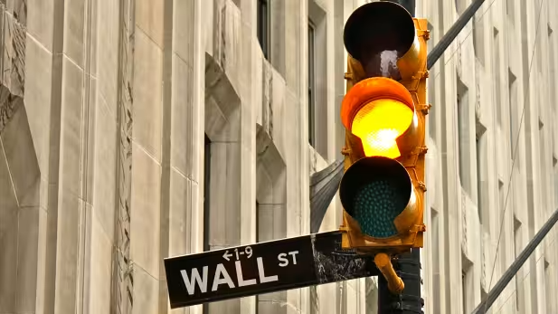 Wall Street Awali Kuartal IV Menguat, Saham Teknologi Jadi Penopang