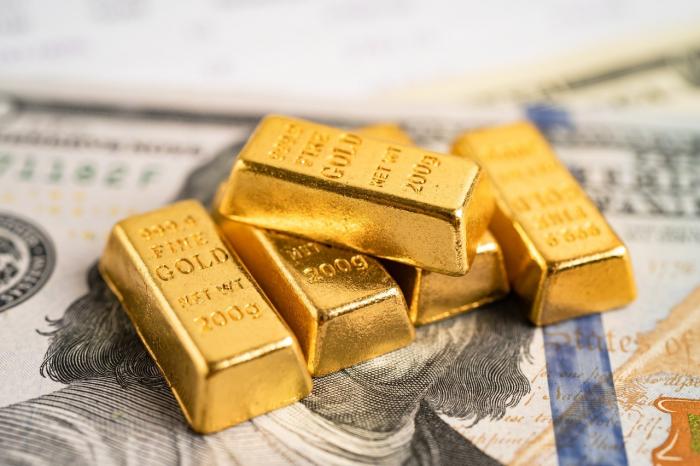 Emas Menguat Jelang NFP, Dolar dan Yield Masih Jadi Penghambat