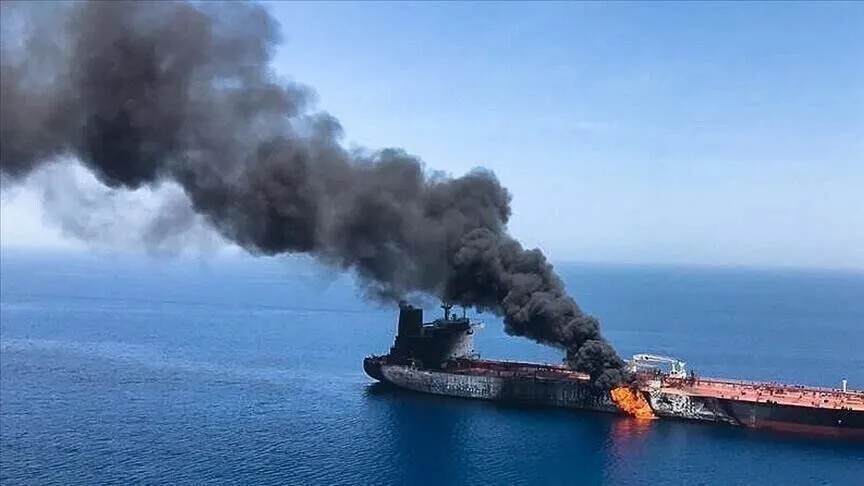 Tanker Diserang, Jalur Minyak Dunia Kembali Terancam