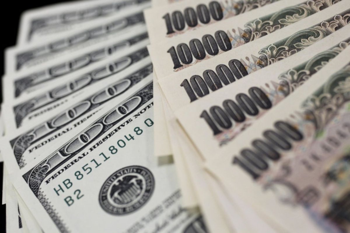 Yen Bertahan di 158, Intervensi Jepang Kembali Mengintai