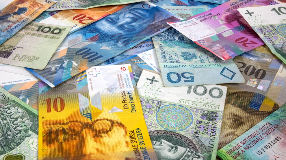 USD/CHF Tertekan, Pasar Tunggu Data Inflasi AS