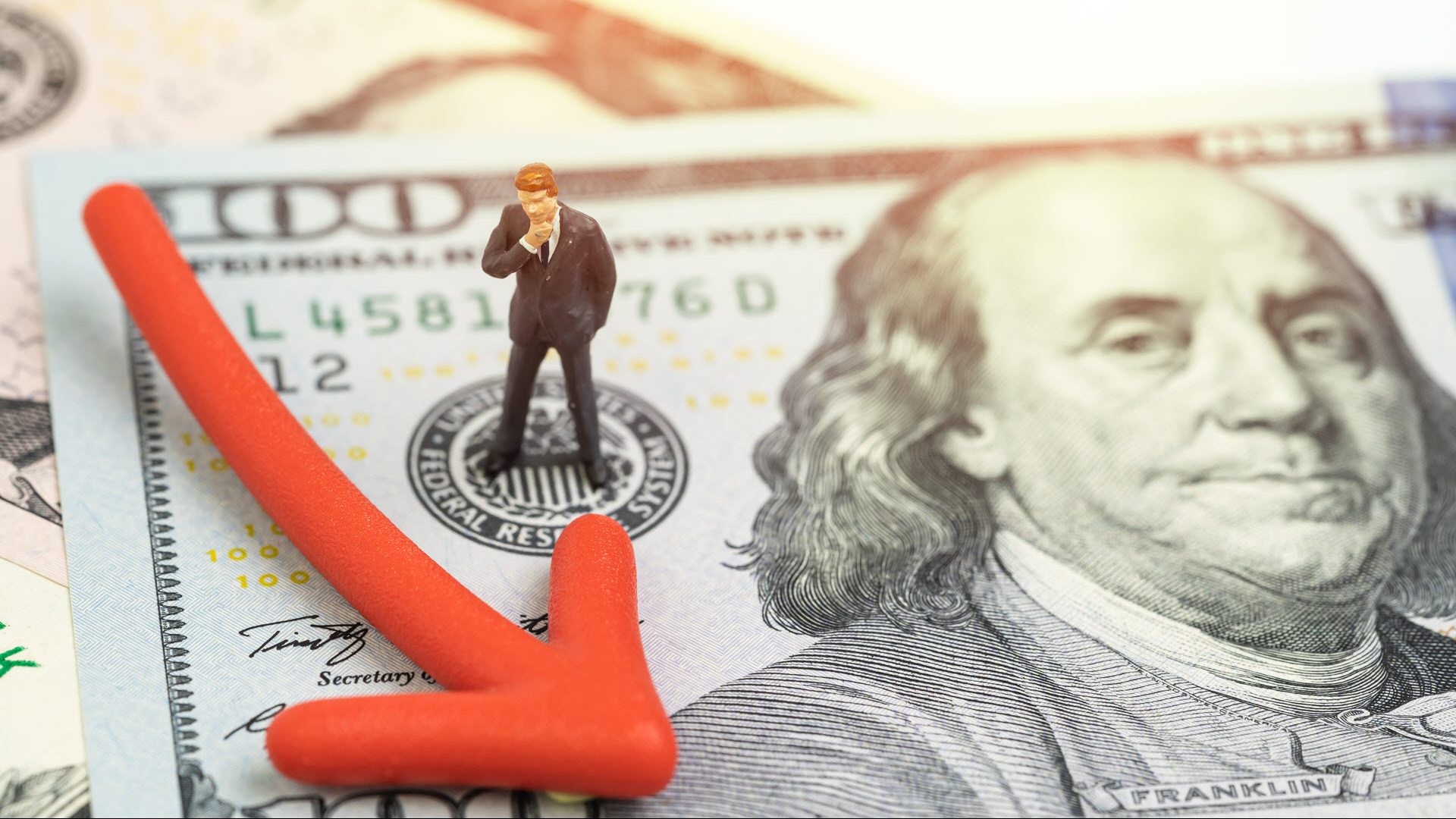 Dolar Mulai Melemah, Tapi The Fed Masih Jadi Penopang