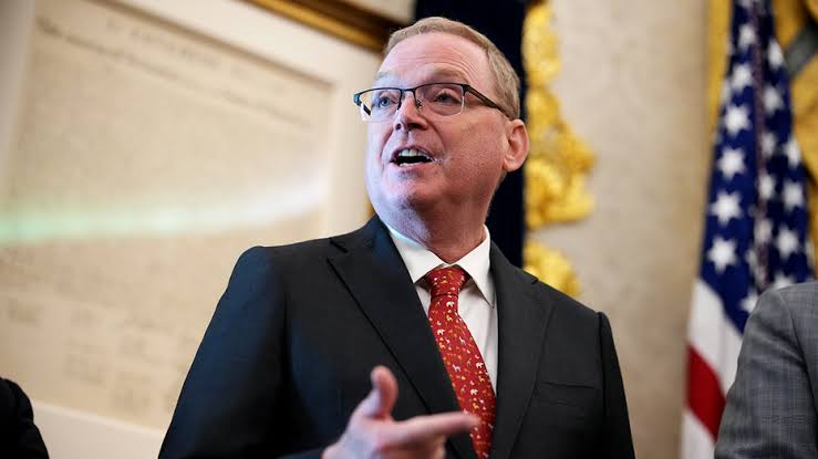 Hassett: Inflasi Turun, The Fed Bisa “Wait and See”