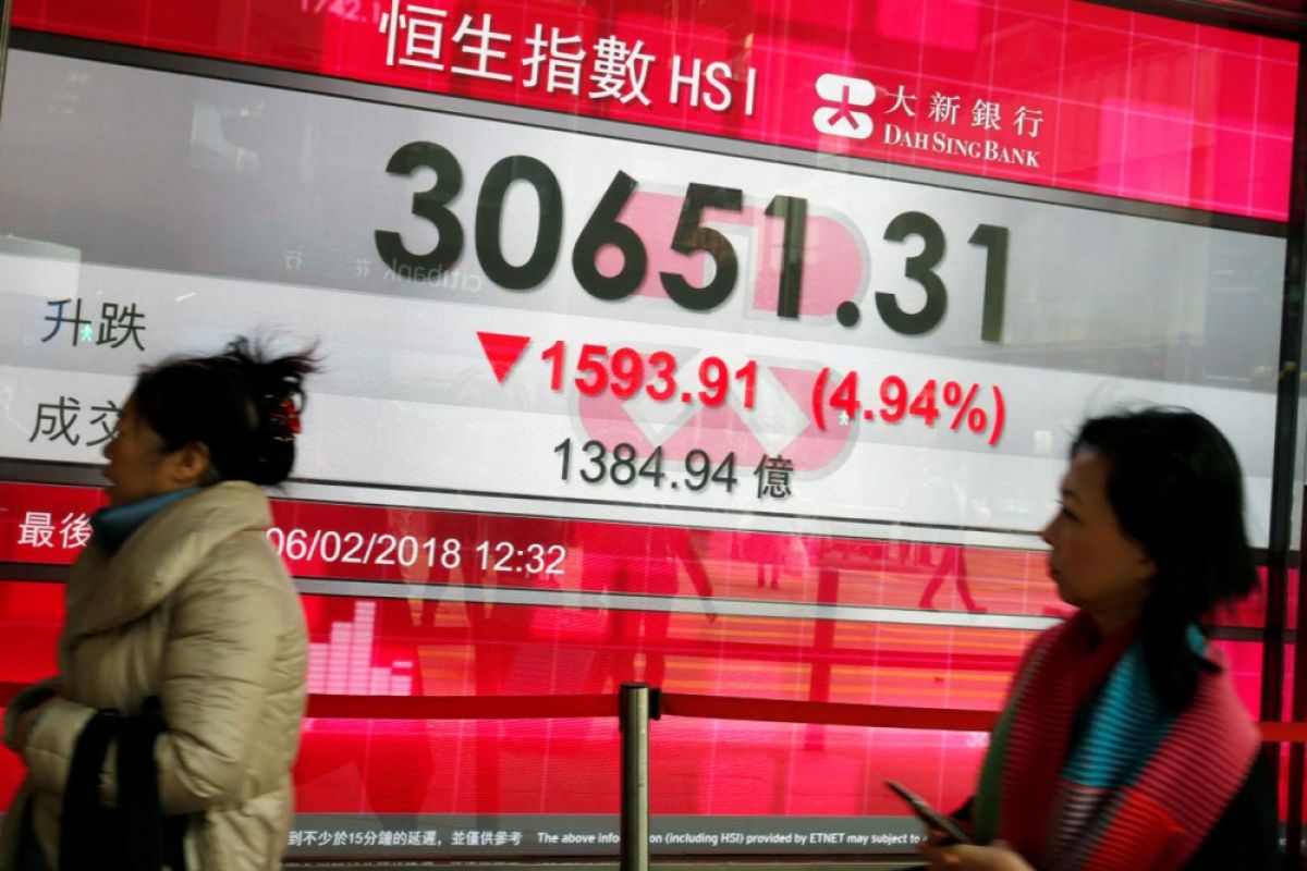 Bursa Hong Kong Sentuh Level Terendah 15 Pekan