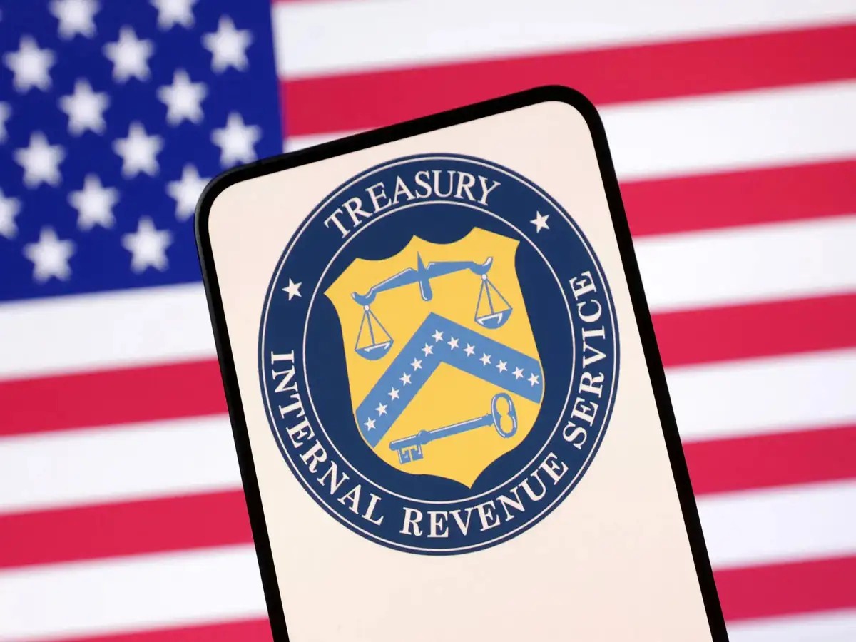 US Economy Surprises; Fed Expectations Shift Again