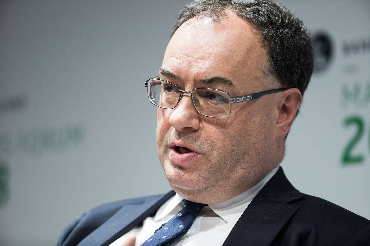 ECB Holds Interest Rates, Energy Inflation a Threat