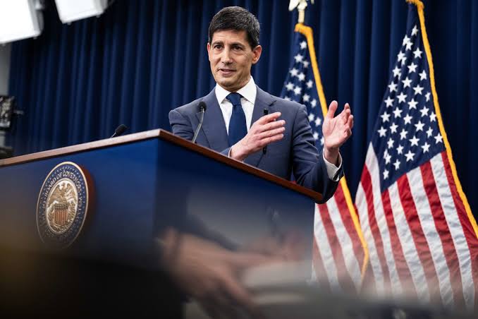 Warsh Revamps Fed's Working Method, Focus on Inflation Remains Firm