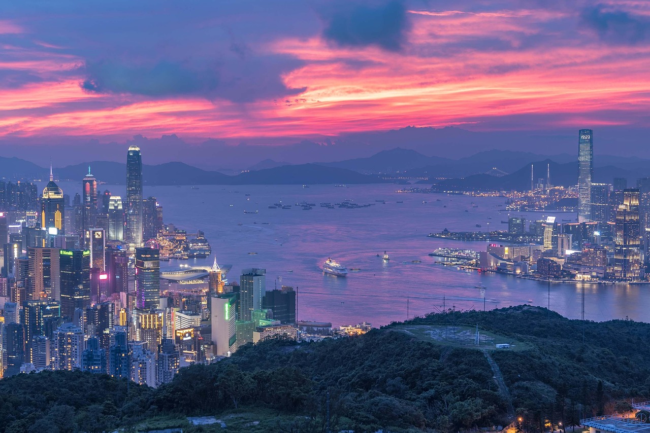 Hang Seng Drops 1.1% as Tech Stocks Weigh Down the Index