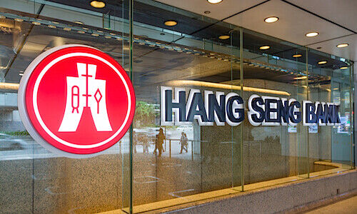 Hang Seng Rises 2.5%, Tencent Soars, and Trade Sector Leads Gains