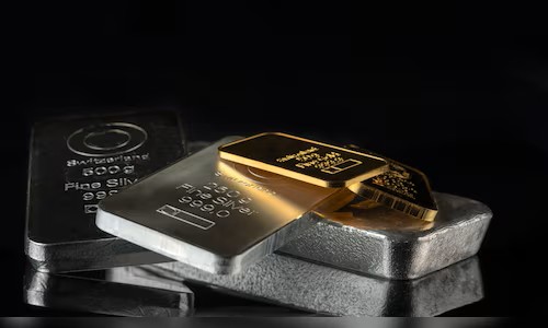 Silver Trims Decline After Pressure